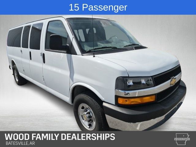 2025 Chevrolet Express 3500